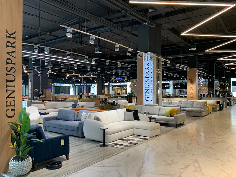 ТЦ "Family Room" Киевское ш.